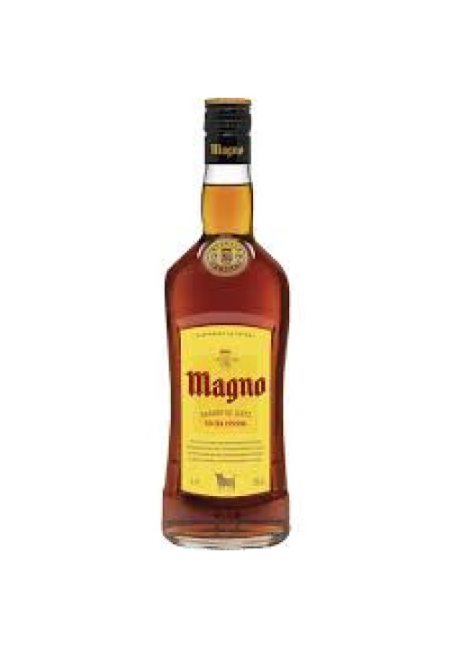 MAGNO Brandy de Jerez solera reserva MAGNO botella 1 l.