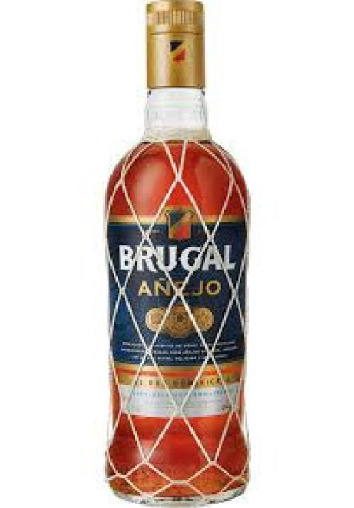 BRUGAL Ron añejo de calidad superior, destilado, envejecido y embotellado en Republica Dominicana BRUGAL botella de 70 cl.